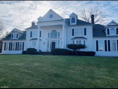 Main picture of 49 Winterberry Rd
