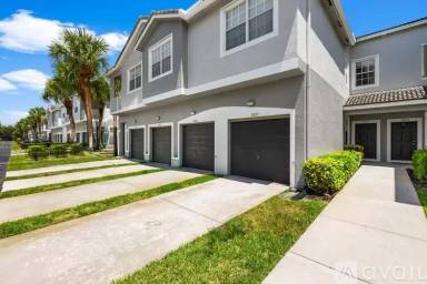 Main picture of 3051 Grandiflora Dr