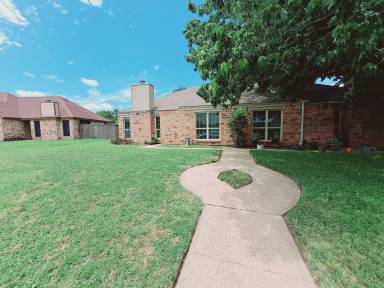Main picture of 928 Westover Dr