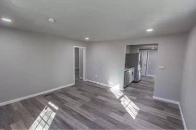 Main picture of 211 S 2nd St