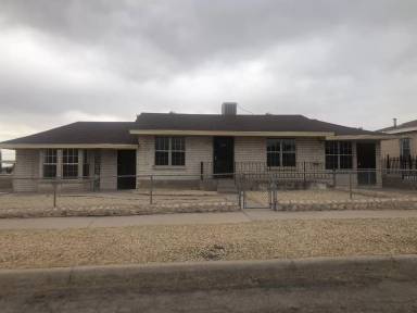 Main picture of 3826 Leavell Ave