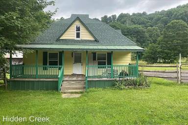 Main picture of 7733 Old US Highway 421