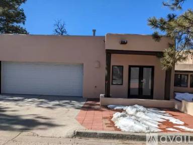 Main picture of 2101 Loma Linda Dr