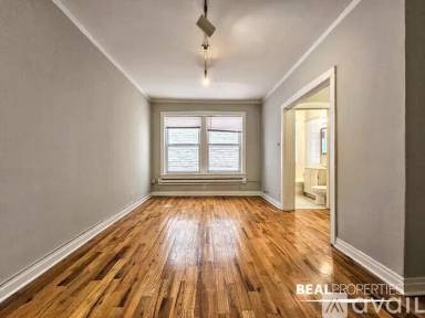 Main picture of 511 W Melrose St