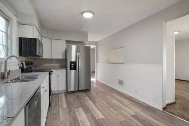 Main picture of 588 Mount Vernon Rd