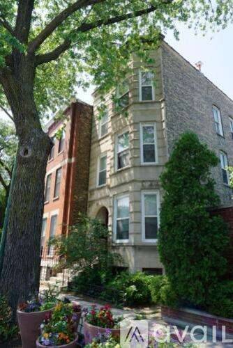 Main picture of 1430 W Ohio St