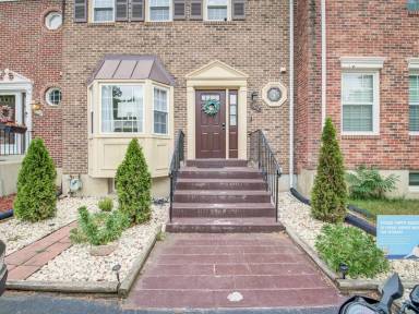 Main picture of 7112 Lake Cove Dr