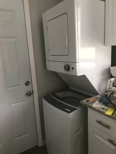 Main picture of 116 NW 12th St