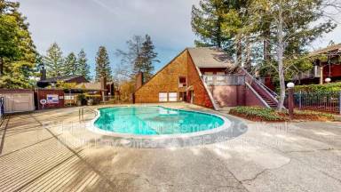 Main picture of 372 Los Alamos Rd