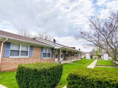 Main picture of 404 W Plum St