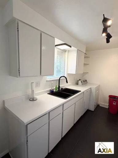 Main picture of 11004 W 38th Pl