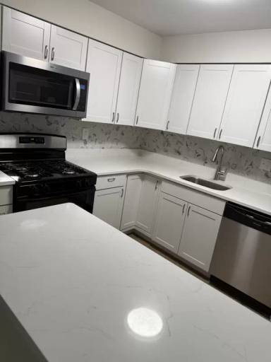 Main picture of 2707 S 76th St