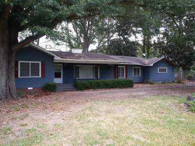 Main picture of 5064 Highway 80 W
