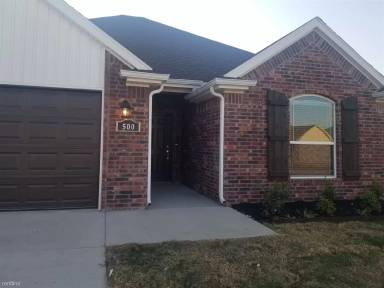 Main picture of 500 Coconut Ln
