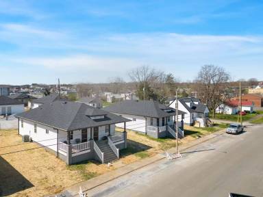 Main picture of 401 Novelty St