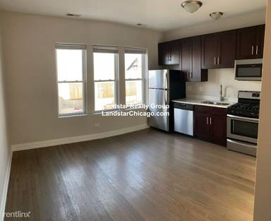 Main picture of 4050 N Milwaukee Ave Apartments