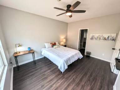 Main picture of 4901 Sierra Way