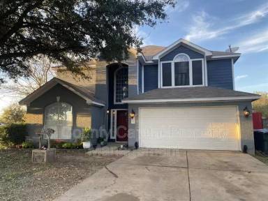 Main picture of 550 Britni Loop