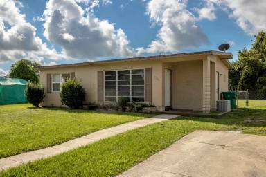 Main picture of 22267 Montrose Ave