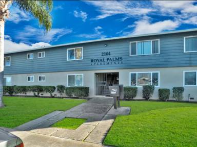 Main picture of Royal Palms