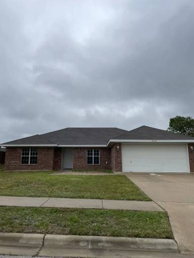 Main picture of 2908 Curtis Dr