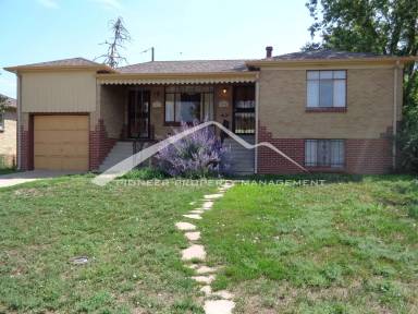 Main picture of 4822 Fenton St