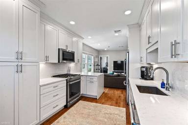Main picture of 66 Falcon St