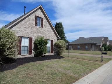 Main picture of 6880 Lagrange Pines Rd