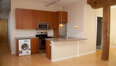 Main picture of 56 W Gay St