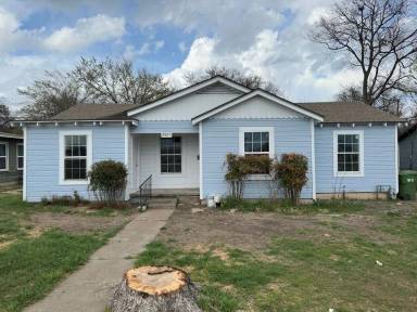 Main picture of 3921 Roselawn Dr