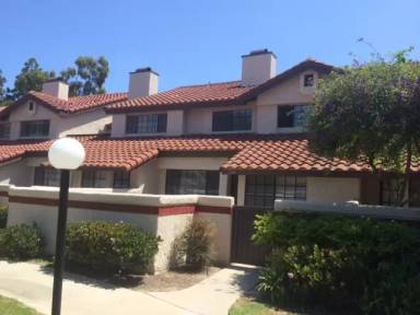 Main picture of 2614 Captains Ave