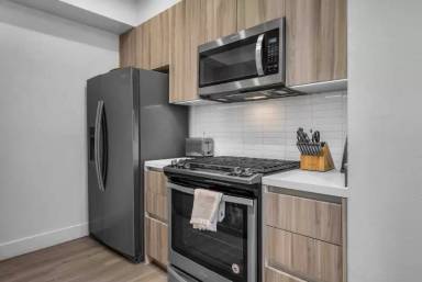 Main picture of 1024 12th St