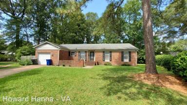 Main picture of 590 Falmouth Cir