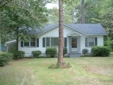 Main picture of 811 Lee Ave
