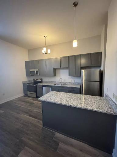 Main picture of 109 E Maumee St