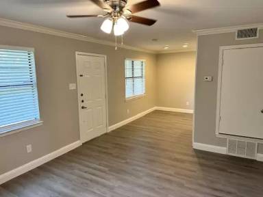 Main picture of 211 Casablanca
