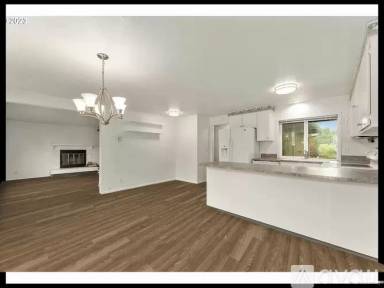 Main picture of 3420 Oxbow Way