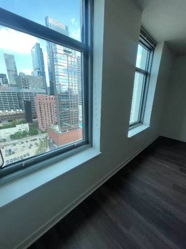 Main picture of 579 W Kinzie St