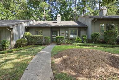 Main picture of 7926 Brown Bark Pl