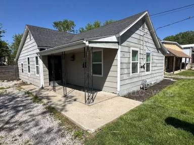 Main picture of 316 W Elm St