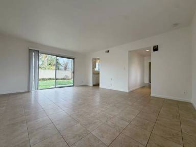 Main picture of 6621 Lennox Dr