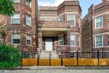 Main picture of 6235 S Rhodes Ave