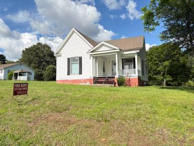 Main picture of 226 N Durham Ave
