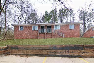 Main picture of 1200 20th Ave S