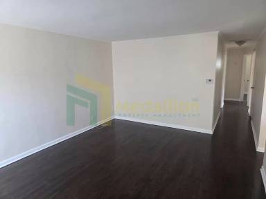 Main picture of 9505 S Green St