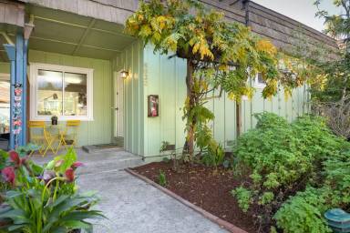 Main picture of 6032 Soquel Dr