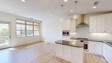 Main picture of 104 Desert Pne