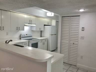 Main picture of 8590 SW 212th St