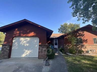 Main picture of 563 Scott St