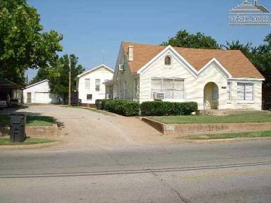 Main picture of 2802 Holliday Apartments